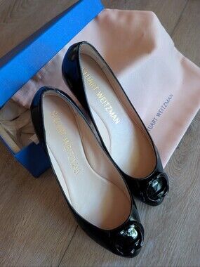 Stuart Weitzman Adeliza Black Patent Leather Round-Toe Flats 9B